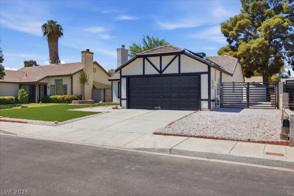 1707 Foxglove Drive