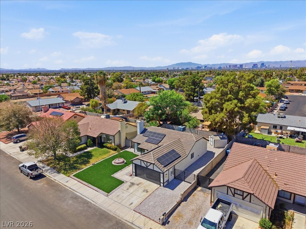 1707 Foxglove Drive