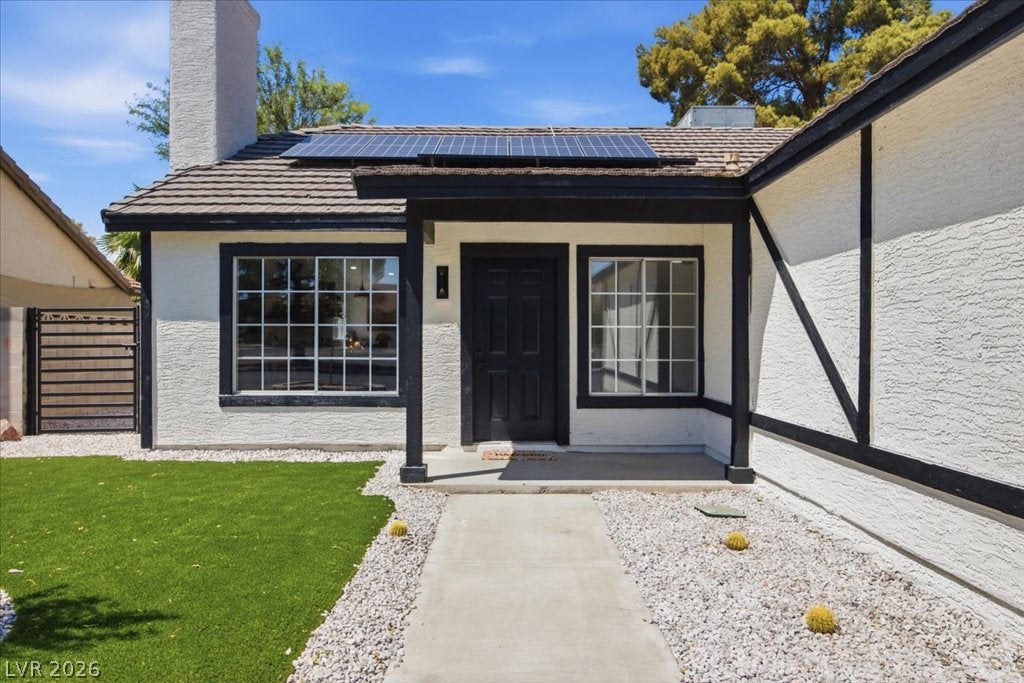 1707 Foxglove Drive