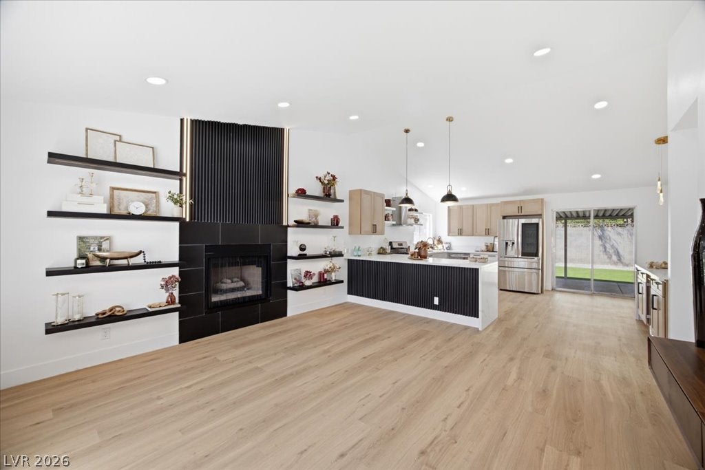 1707 Foxglove Drive