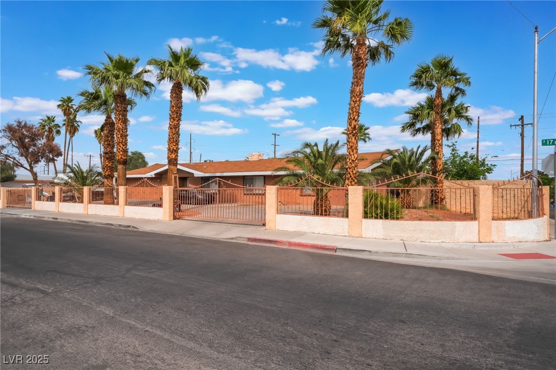 1413 S 17th Street, Las Vegas, Nevada image 2