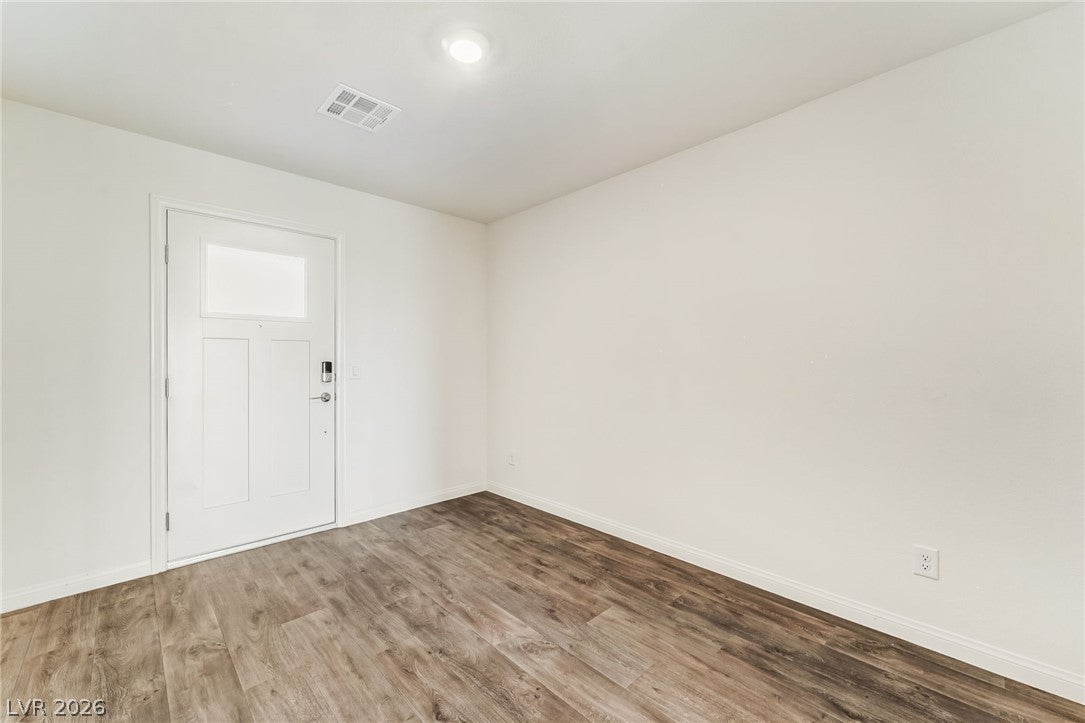 3892 Enchanted Sky Street