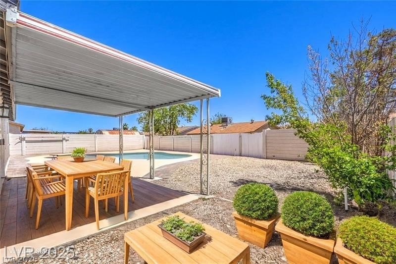 1009 Greenbank Street