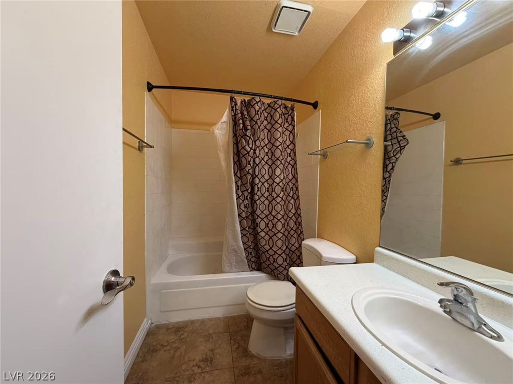 5072 S Rainbow Boulevard 202