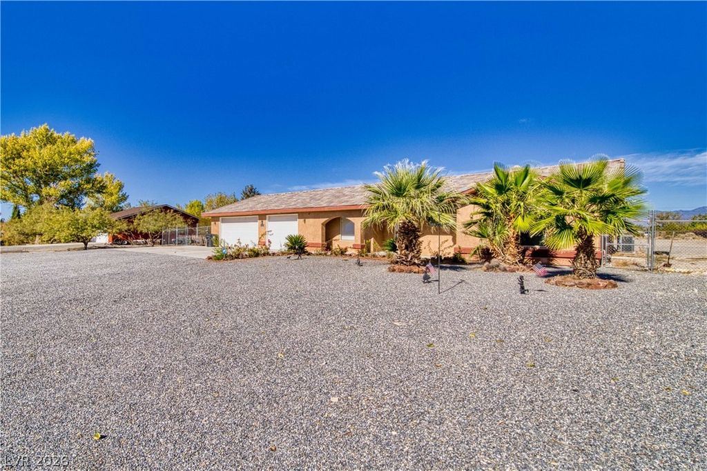 Photo of 4900 E Cheyenne Way, Pahrump, NV 89061 (MLS # 2776810)