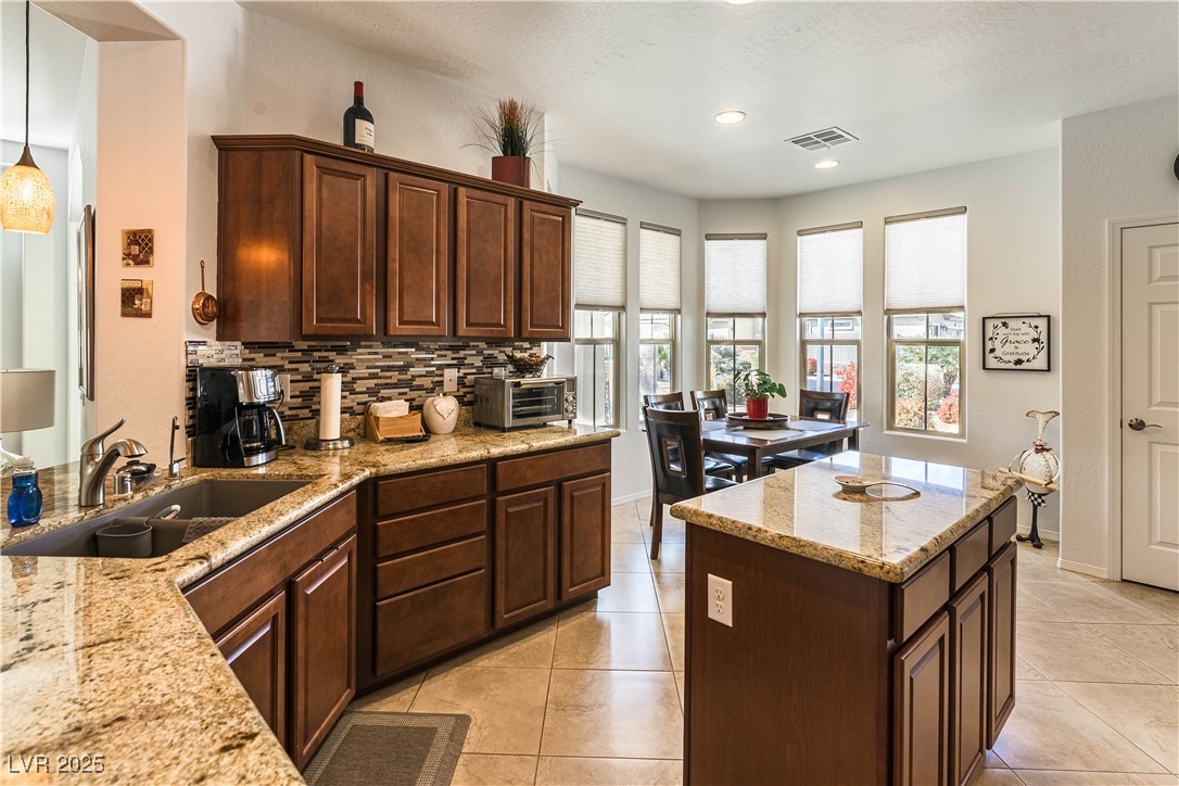 3621 Jasmine Heights Avenue, North Las Vegas, Nevada image 12