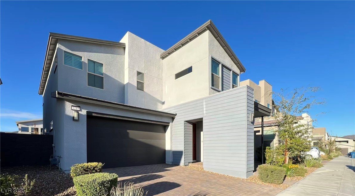 3212 Cristallo Avenue