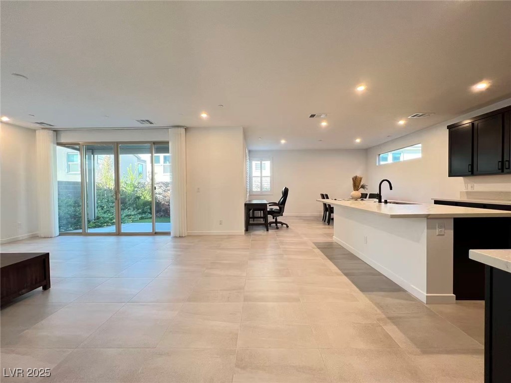 3212 Cristallo Avenue