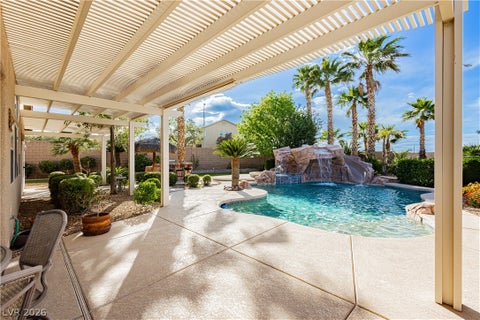 Homes For Sale - 8932 Mannix Court<br/> Clark County, Las Vegas, NV 89143