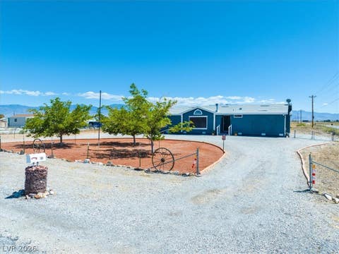 Mobile Home For Sale - 1991 Meier Drive<br/> Nye County, Pahrump, NV 89048