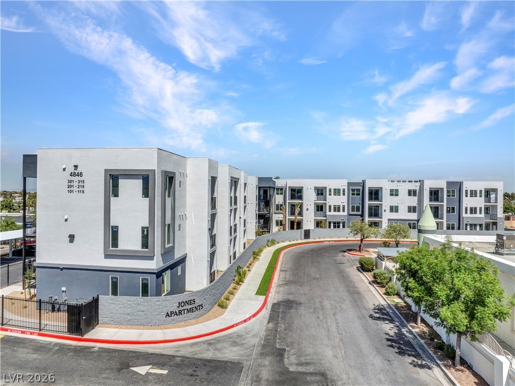 4846 Jones 102