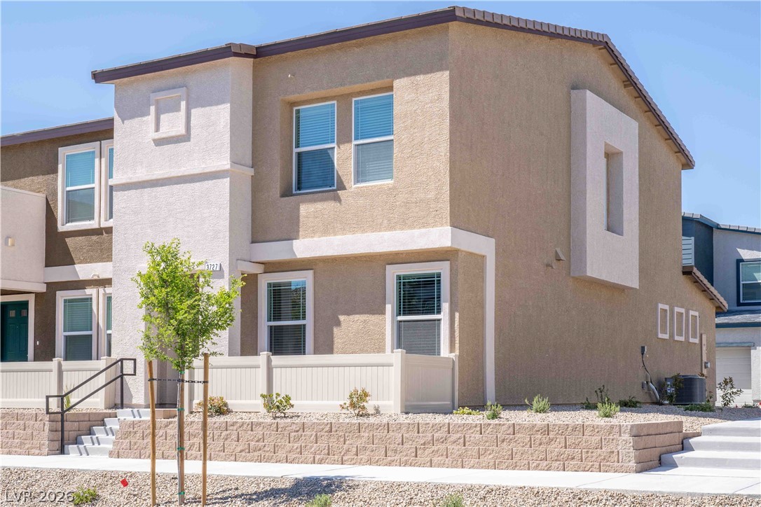 3727 Celesta Vista Avenue