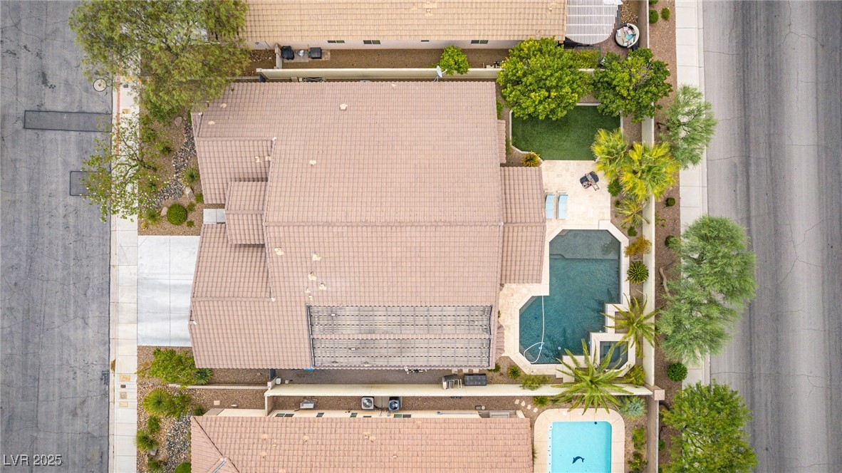 5681 Exotic Rosette Avenue