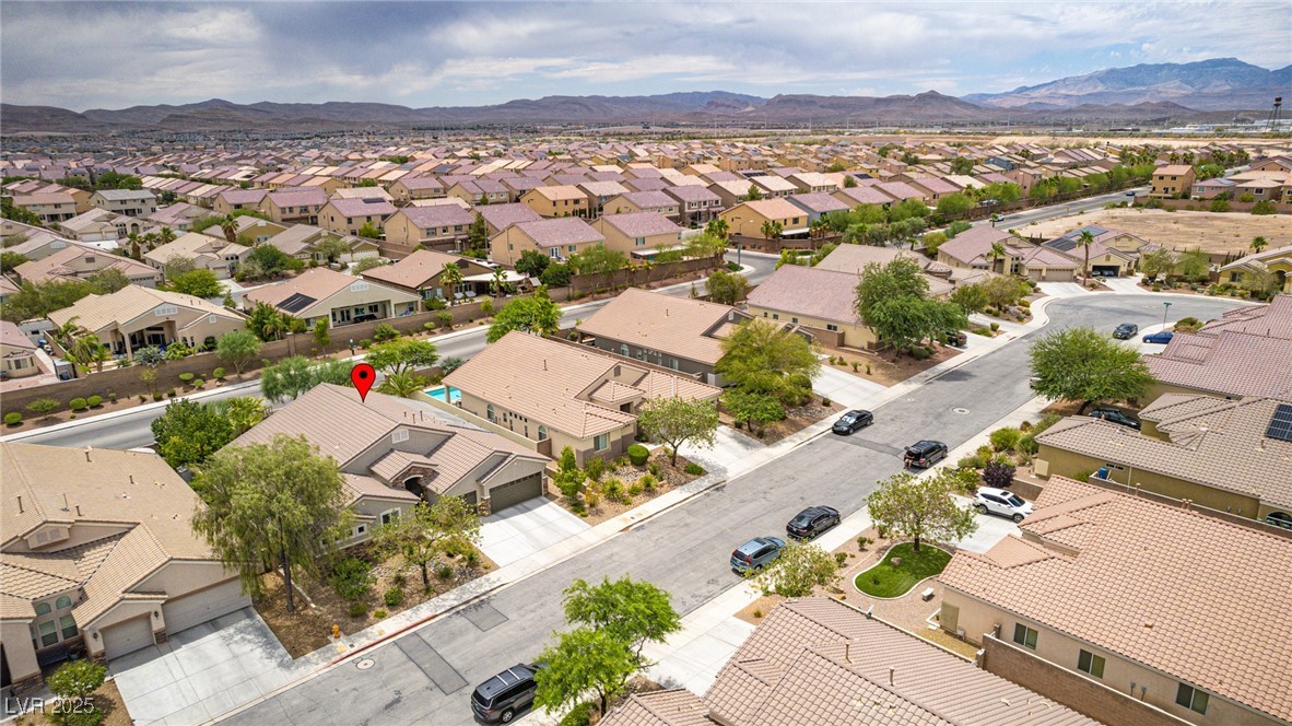5681 Exotic Rosette Avenue