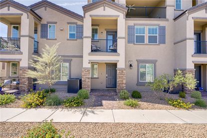 664 Foam Flower Ln, Henderson, NV 89015