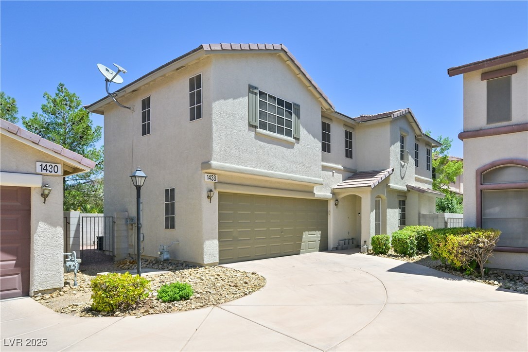 Las Vegas, Nevada 89183, United States, 2 Bedrooms Bedrooms, ,3 BathroomsBathrooms,Residential,Active,170115