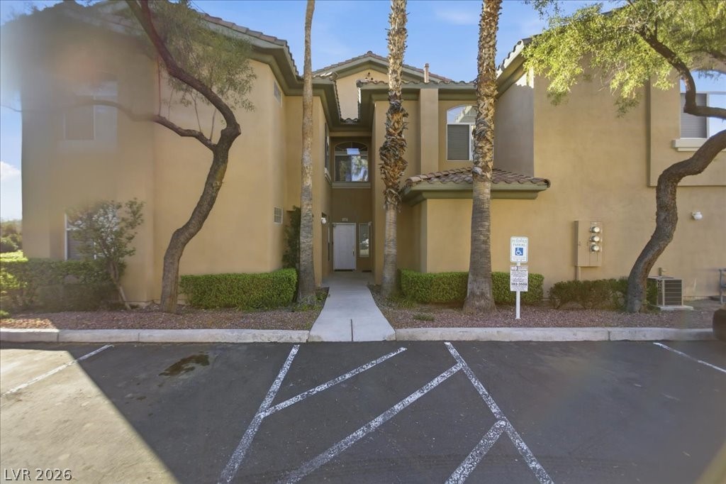 1700 Hills Of Red Drive 204