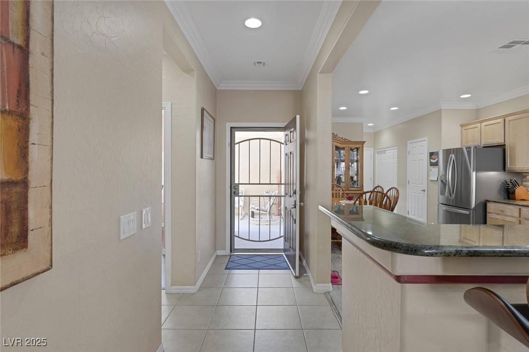 8645 Deering Bay Drive, Las Vegas, Nevada image 3