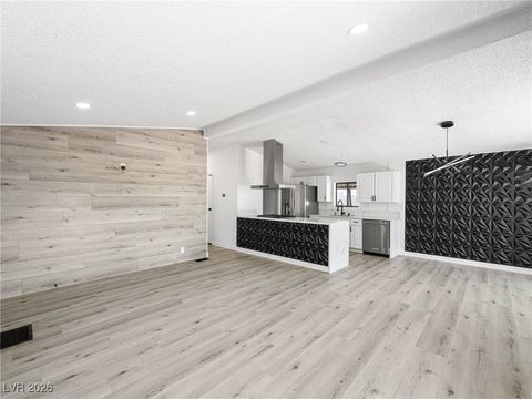 Mobile Home For Sale - 5466 Petaca Road<br/> Las Vegas, NV 89122