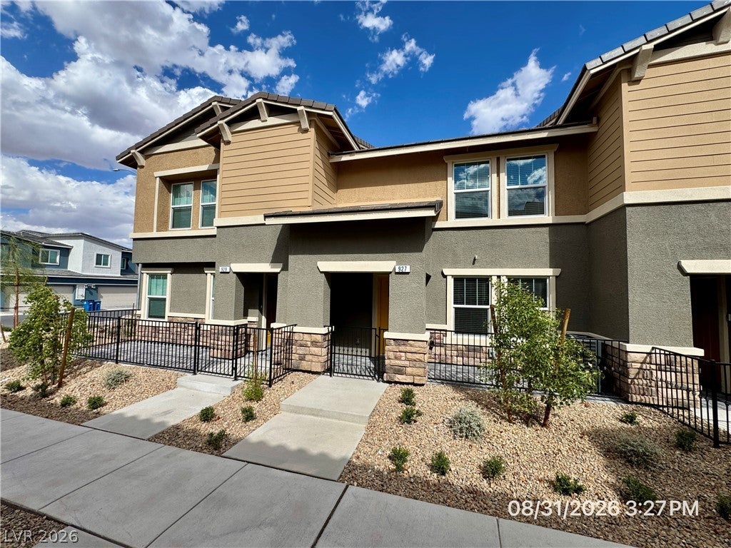 927 Pink Sugarbird Street
