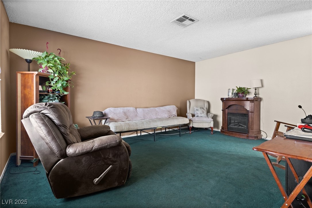 204 Cimarron Court, Henderson, Nevada image 4