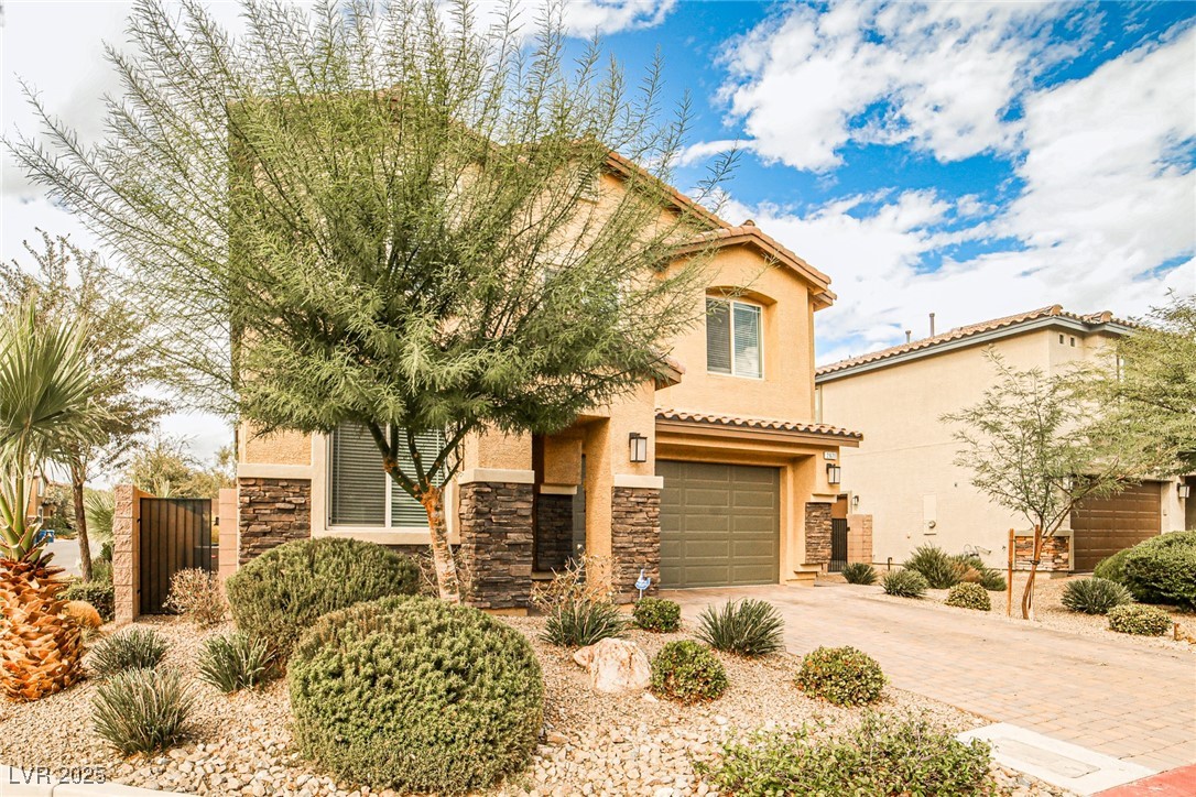 2671 Topaz Blue Street