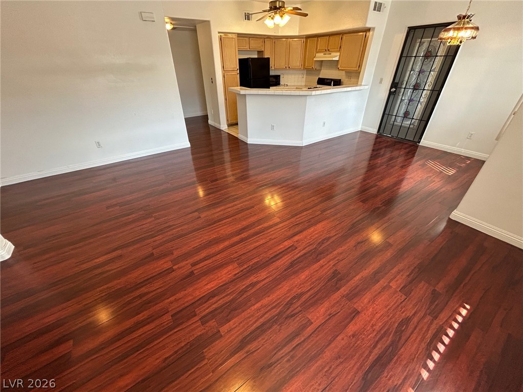 900 Heavenly Hills Court 101