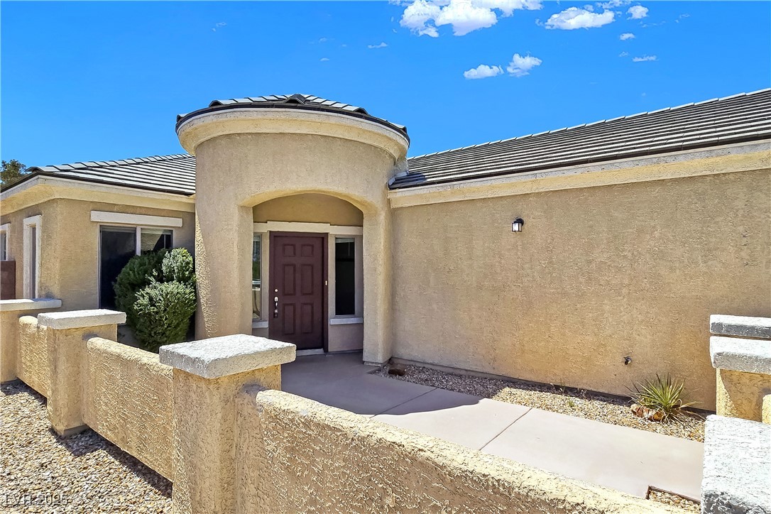 2713 Rue Toulouse Avenue, Henderson, Nevada image 2