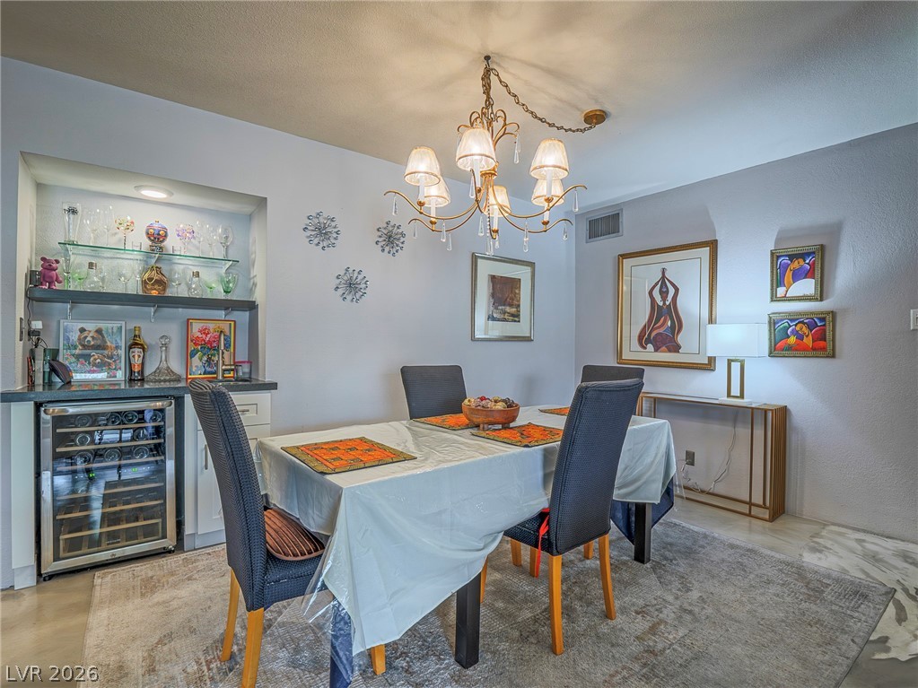 730 S Royal Crest Circle 422