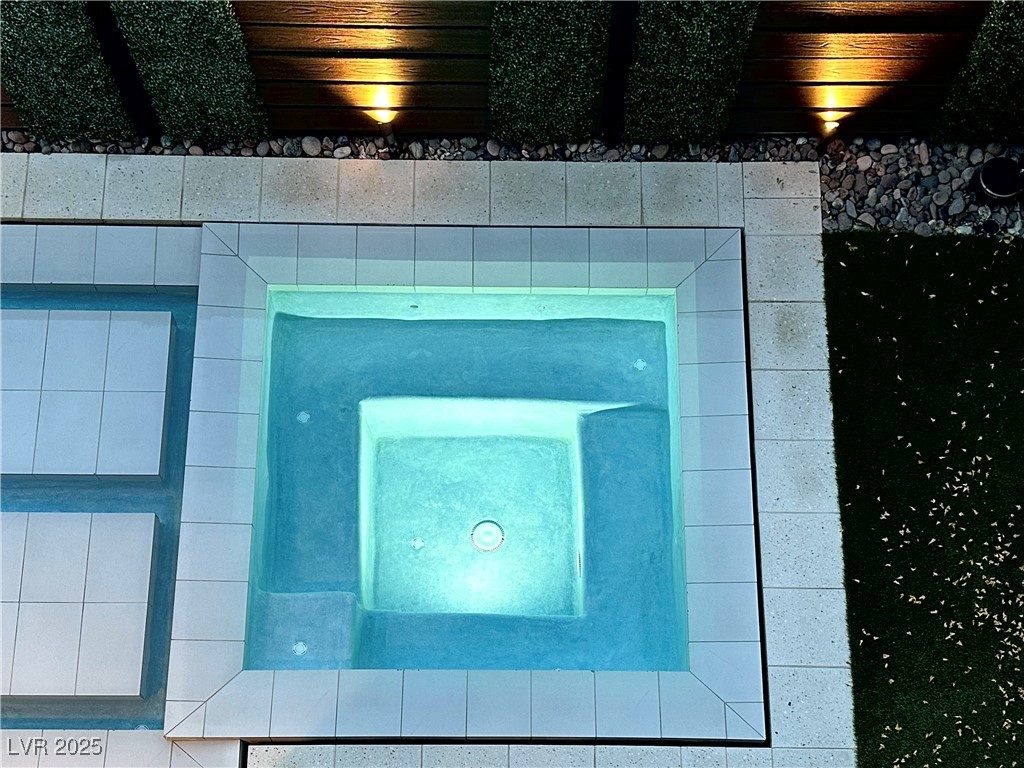 Las Vegas, Nevada 89135, United States, 3 Bedrooms Bedrooms, ,3 BathroomsBathrooms,Residential,Active,241041