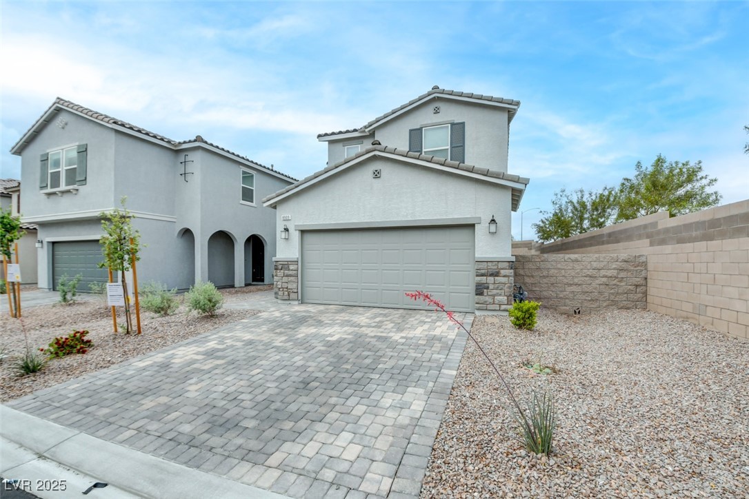 8909 Cherry Barn Street