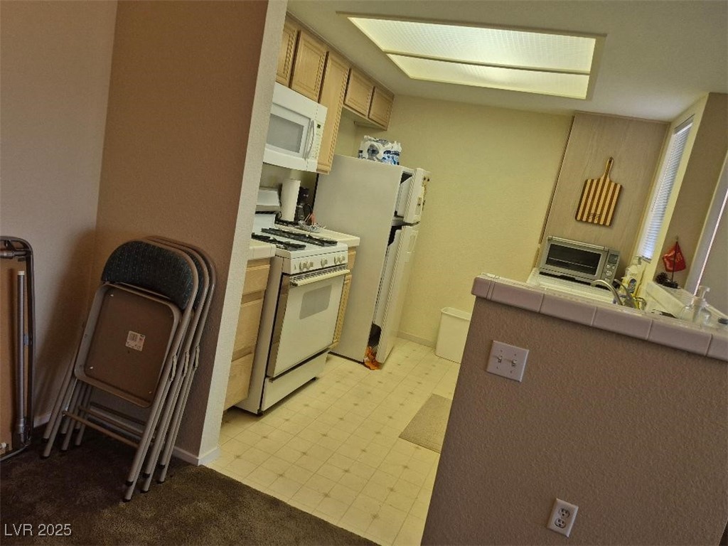 1909 Desert Falls Court 206