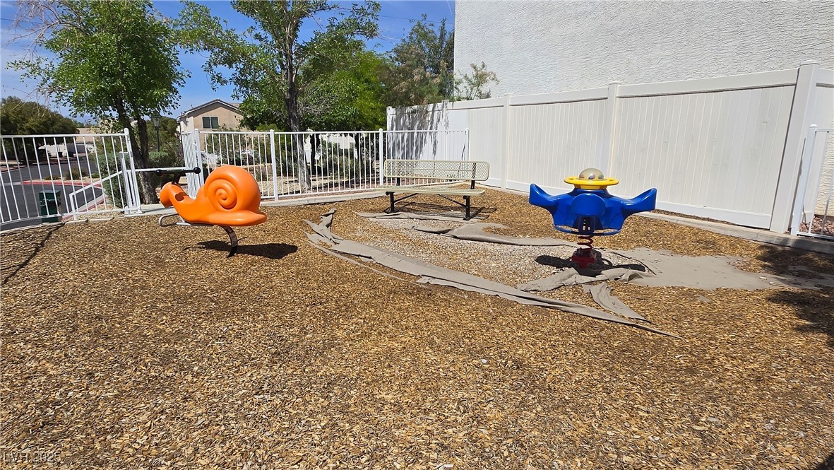 Las Vegas, Nevada 89183, United States, 4 Bedrooms Bedrooms, ,3 BathroomsBathrooms,Residential,Active,117535