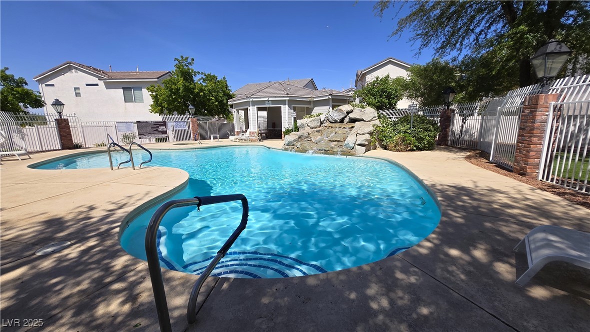 Las Vegas, Nevada 89183, United States, 4 Bedrooms Bedrooms, ,3 BathroomsBathrooms,Residential,Active,117535