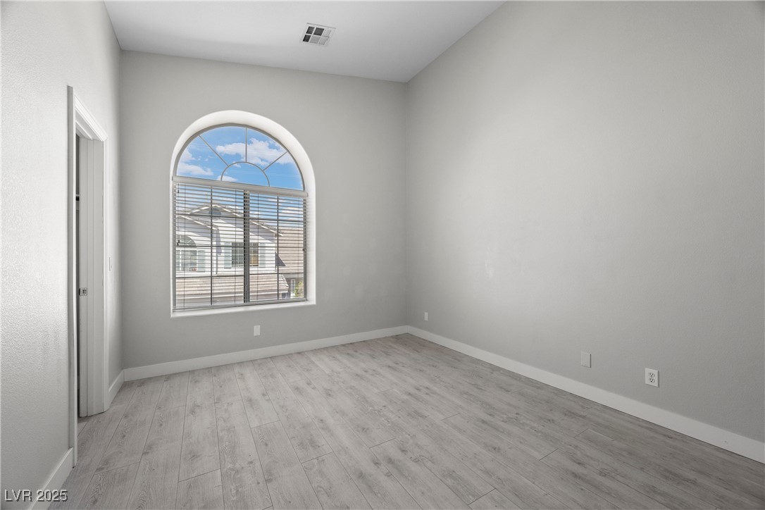 Las Vegas, Nevada 89183, United States, 4 Bedrooms Bedrooms, ,3 BathroomsBathrooms,Residential,Active,117535