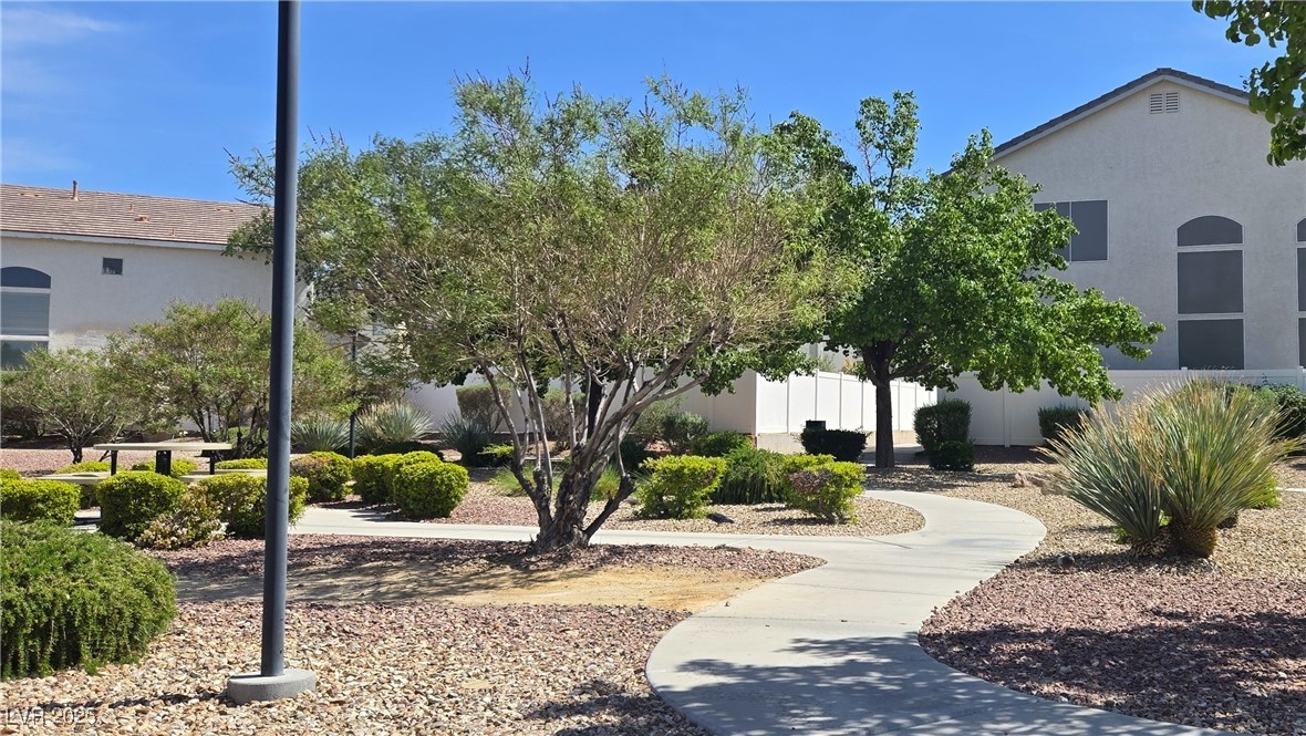 Las Vegas, Nevada 89183, United States, 4 Bedrooms Bedrooms, ,3 BathroomsBathrooms,Residential,Active,117535