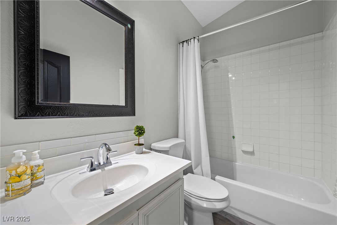 Las Vegas, Nevada 89183, United States, 4 Bedrooms Bedrooms, ,3 BathroomsBathrooms,Residential,Active,117535