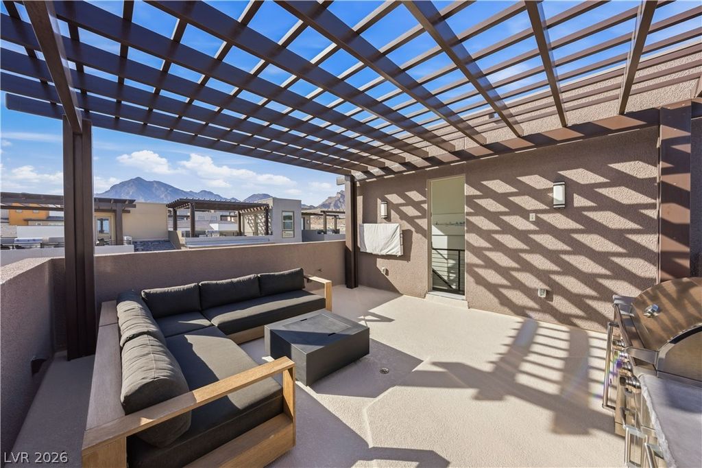 Photo of 664 Sentinel Spire Street, Las Vegas, NV 89138 (MLS # 2765583)