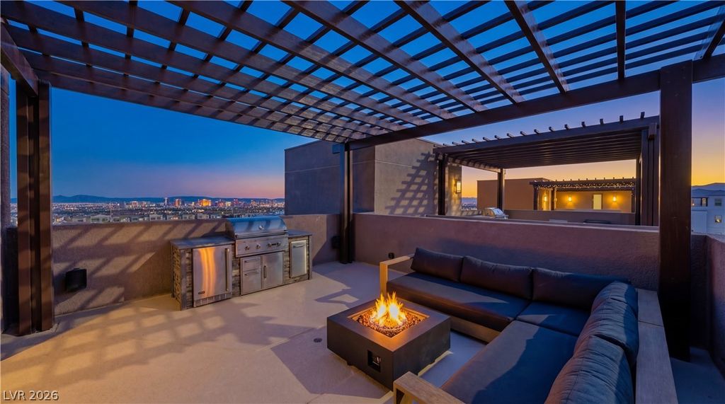 Photo of 664 Sentinel Spire Street, Las Vegas, NV 89138 (MLS # 2765583)