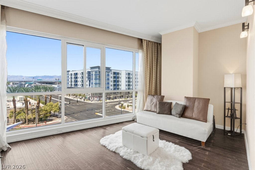4525 Dean Martin Drive 402