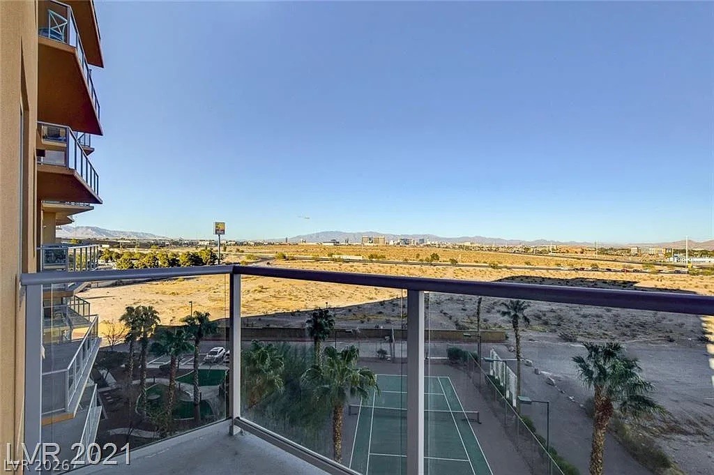 8255 Las Vegas Boulevard 611