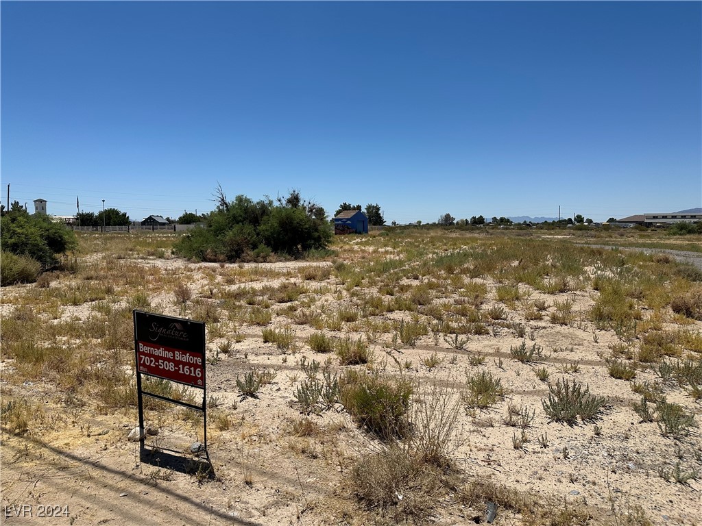 281 W Mesquite Avenue