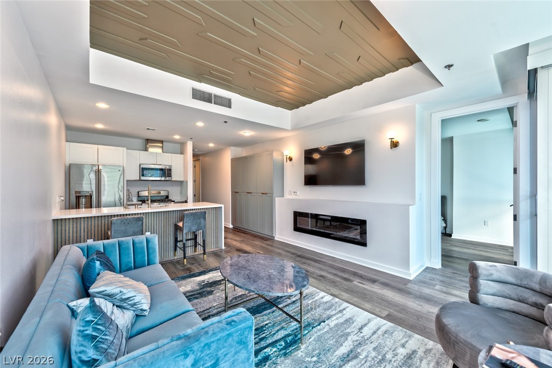 4575 Dean Martin Drive 805