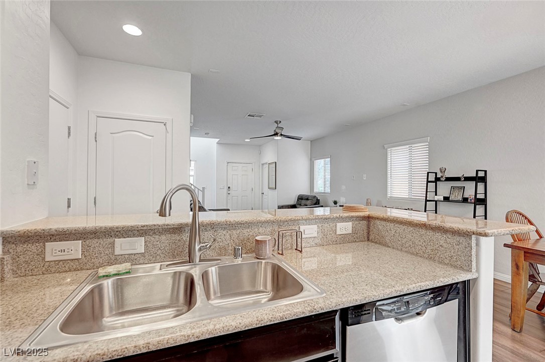 9105 Entrancing Avenue, Las Vegas, Nevada image 14