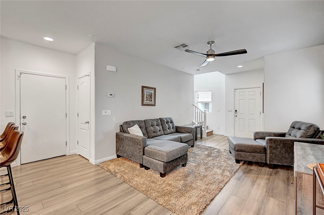 9105 Entrancing Avenue, Las Vegas, Nevada image 7