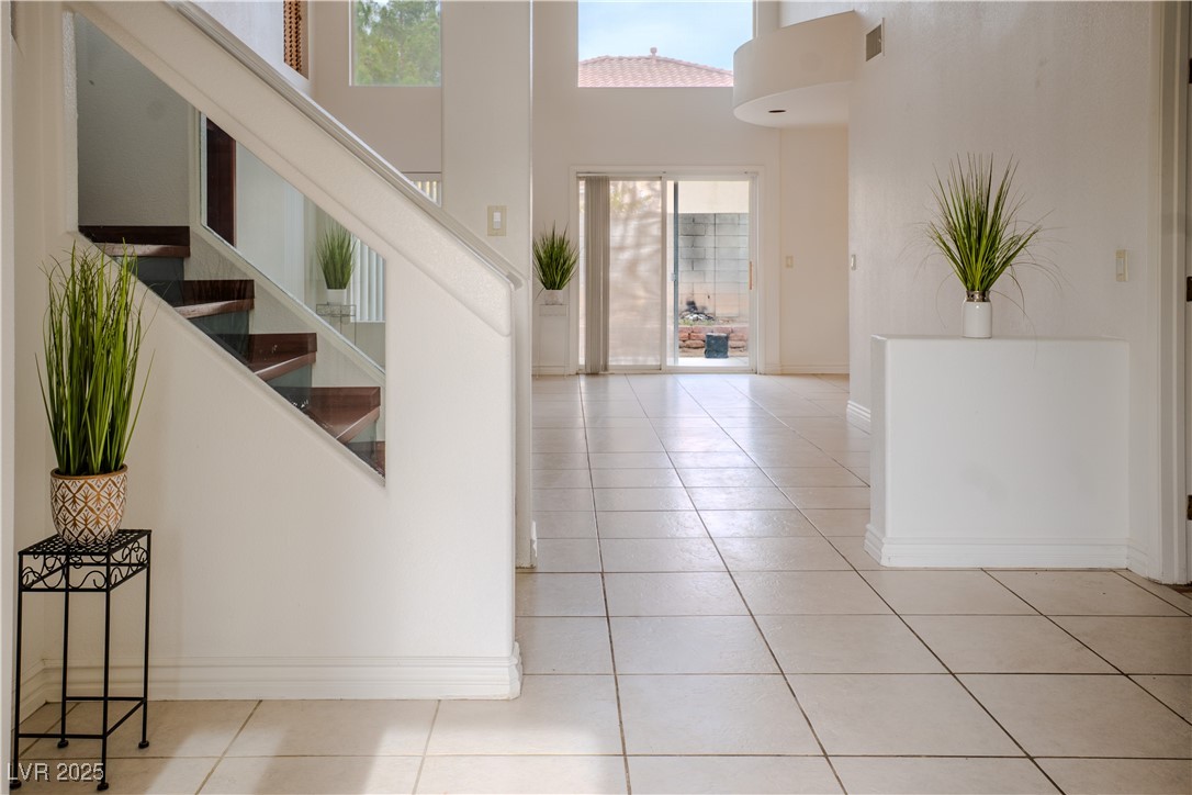 9792 Sonora Bend Avenue