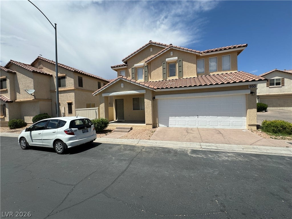 950 Grand Cerritos Avenue