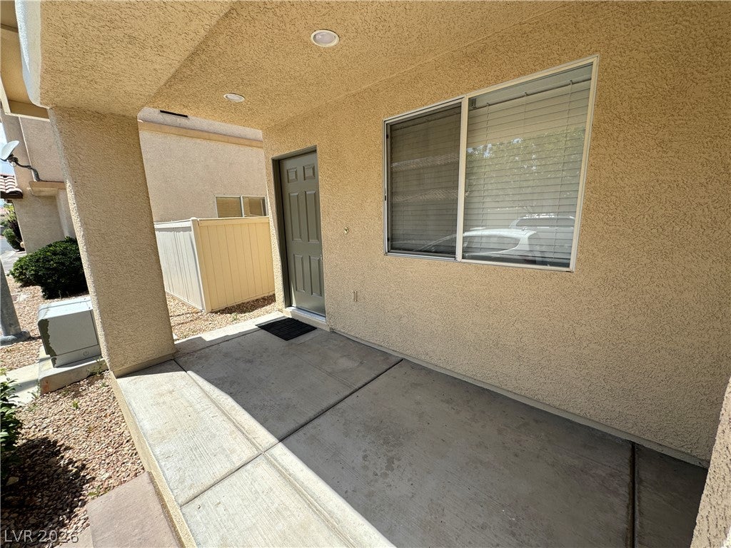 950 Grand Cerritos Avenue