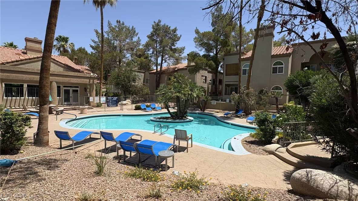 3145 E Flamingo Road 2044