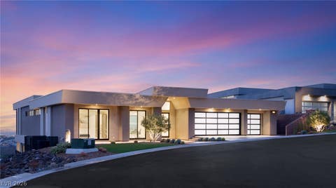 Homes For Sale - 677 Overlook Rim Drive<br/> Henderson, NV 89012
